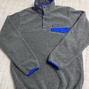 Patagonia Men’s Synchilla Gray Snap Fleece Quarter Zip with Blue Trim S